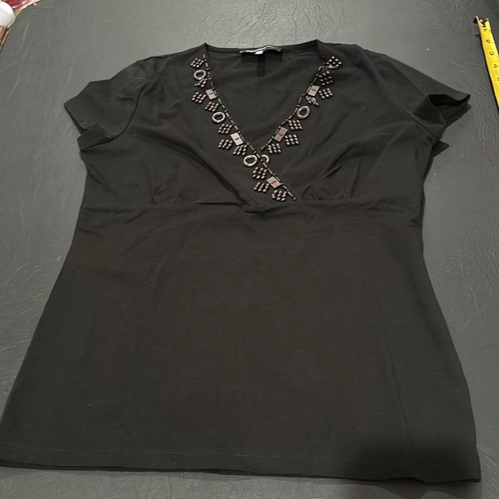 NWT Jones New York Signature V-Neck Top